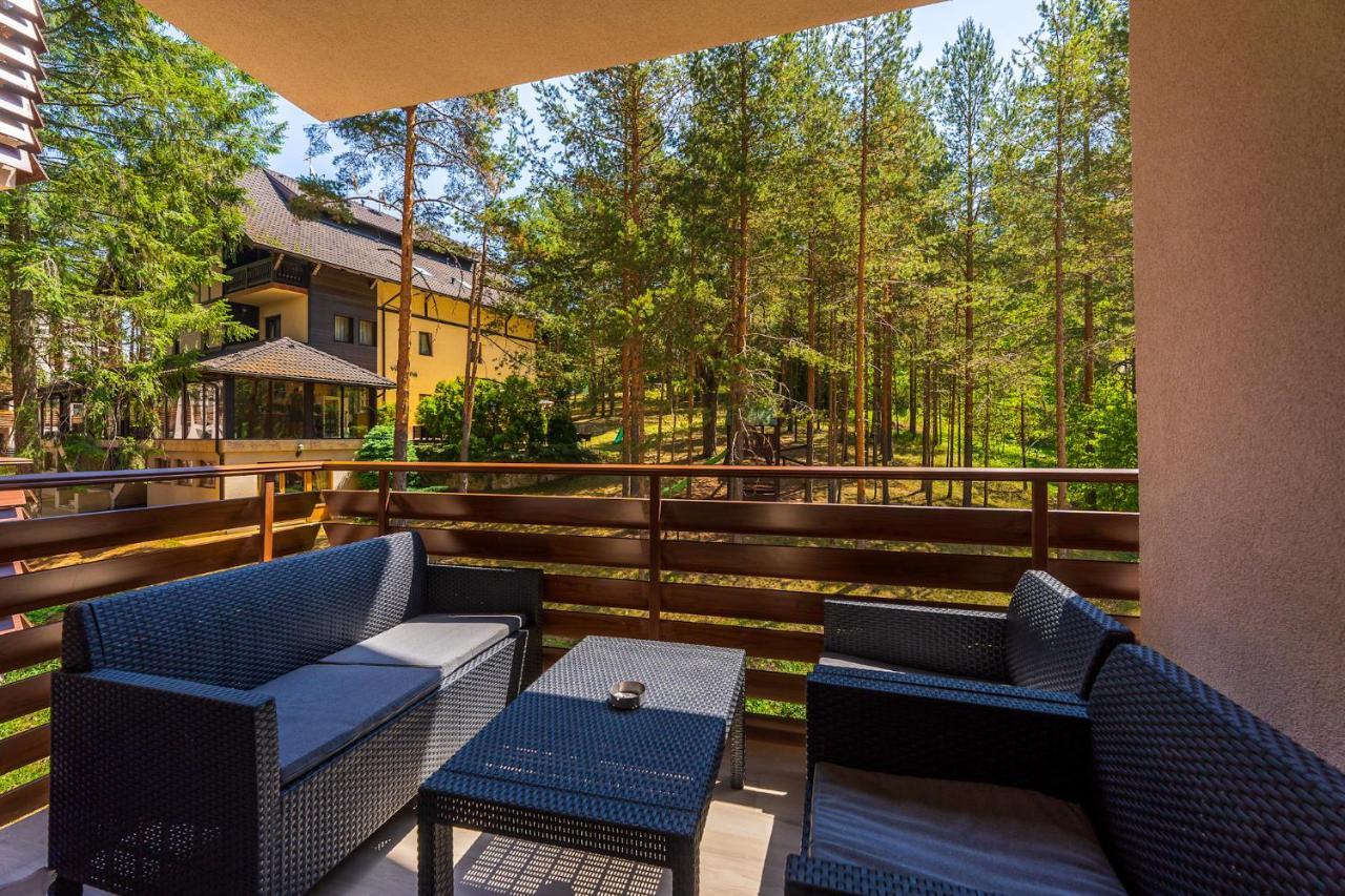Vila Pekovic Green, Pine Trees View 2 Bedrooms Apartment Zlatibor Exteriör bild