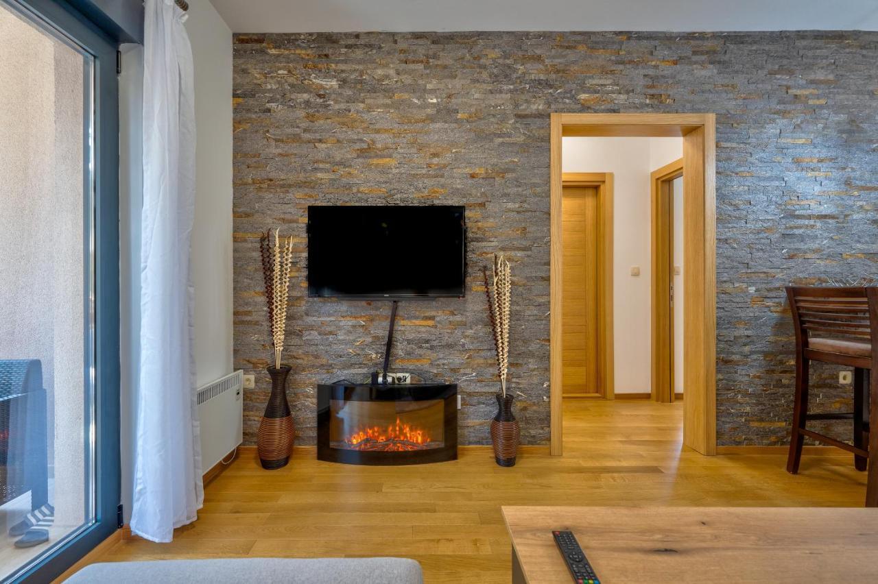 Vila Pekovic Green, Pine Trees View 2 Bedrooms Apartment Zlatibor Exteriör bild
